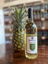Load image into Gallery viewer, GREEN BERET&#39; (Pineapple Pear Riesling) 750ml (Release: March)